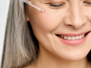 Anti-Aging Ürünler: Cilt Yaşlanmasına Karşı Öneriler